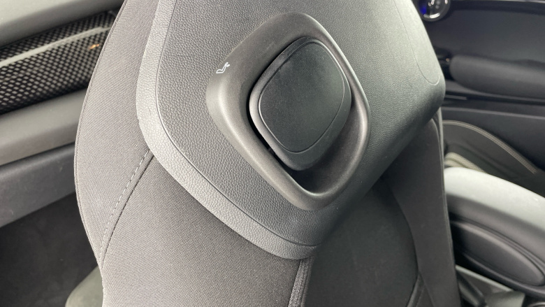 MINI Hatchback 2.0 Cooper S Sport II 3dr Petrol Hatchback